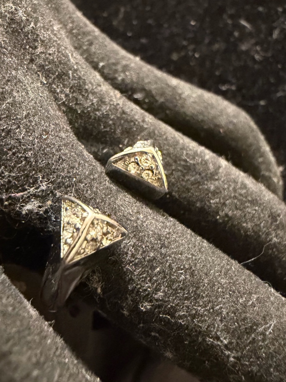 BCBGMaxAzria Silver Tone Crystal Pave Open Front Triangle Ring Size 5